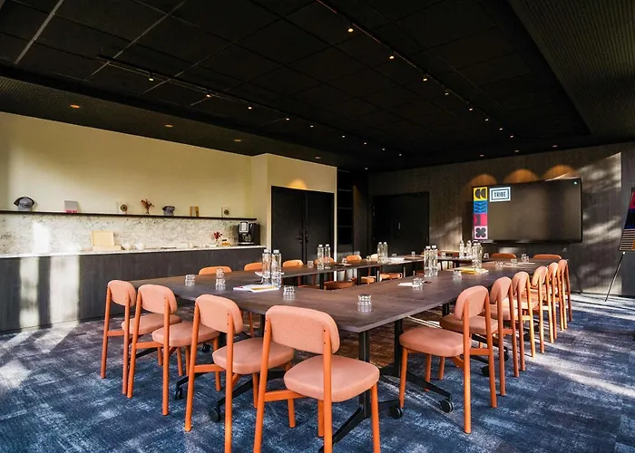 Hotel TRIBE Lyon Croix Rousse